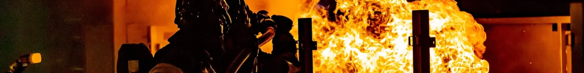 firefighters-6689112_1920